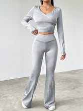Women'S V-Neck Cropped T-Shirt And Long Pants Set With Pleats